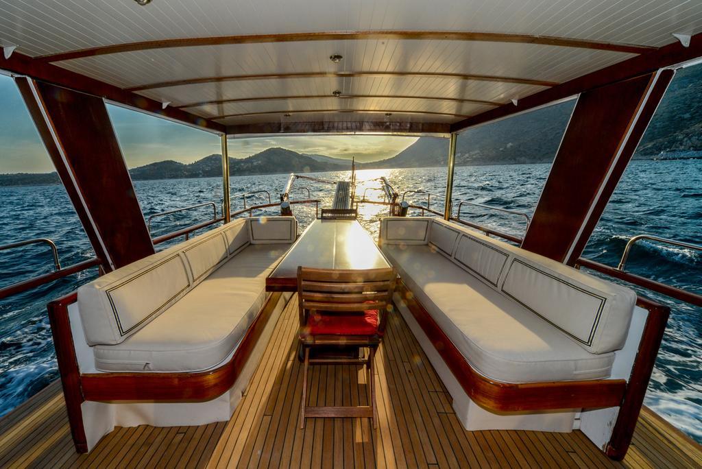 Luxury Yachthotel Amanda Psarou Luaran gambar